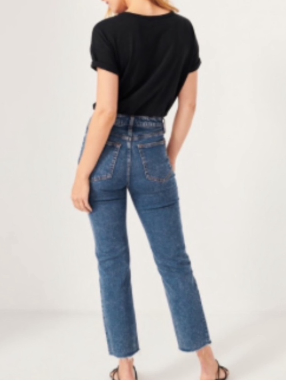 Abercrombie & Fitch Zoe Natural Rise Straight-Leg Ankle Jeans, size 28/6